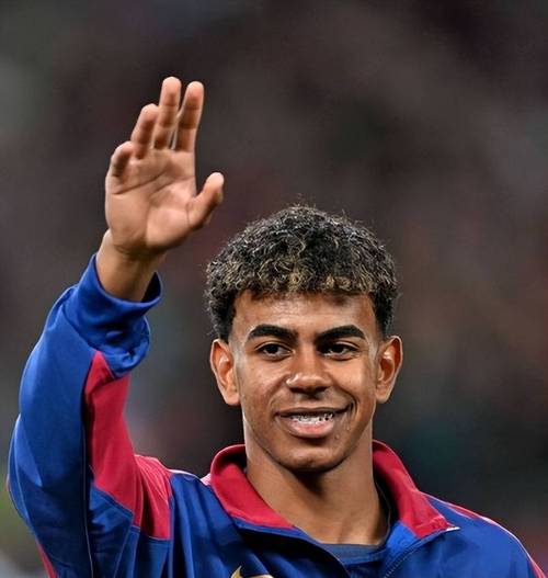 记者：亚特兰大已经接触莫塔，后者也优先考虑重返意甲（记者：亚特兰大已与莫塔接洽，莫塔将重返意甲列为首选）