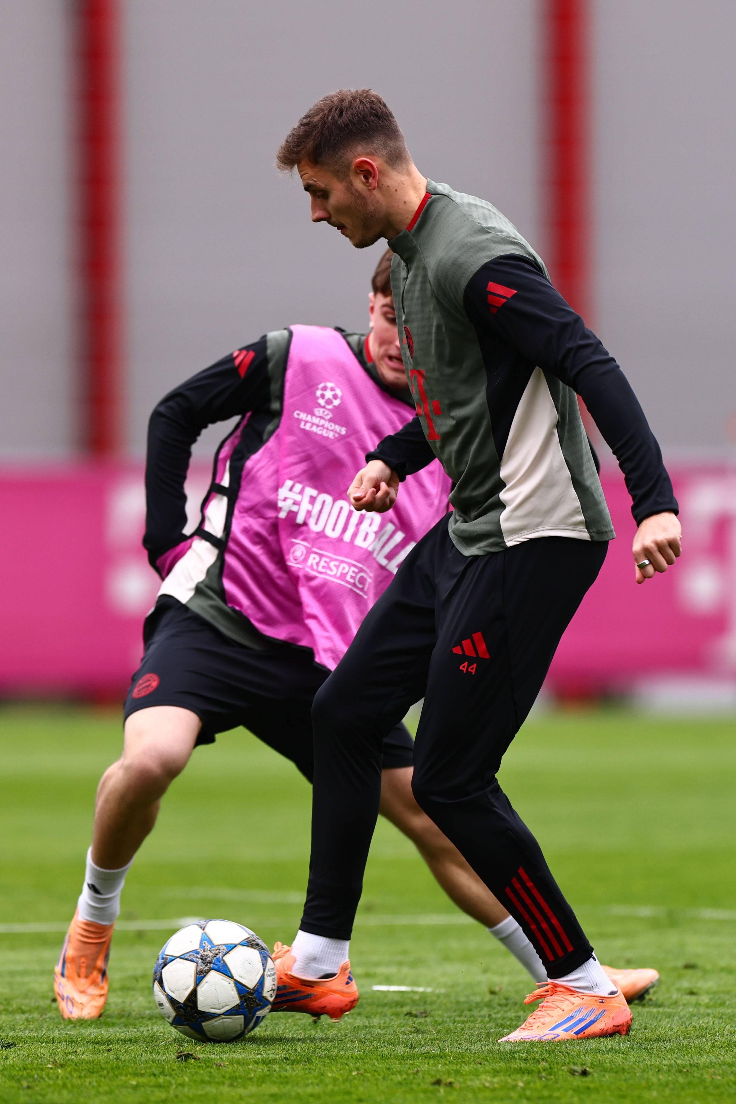 德国足协主席：世界杯分组没有强弱之分，我们要保持谦逊