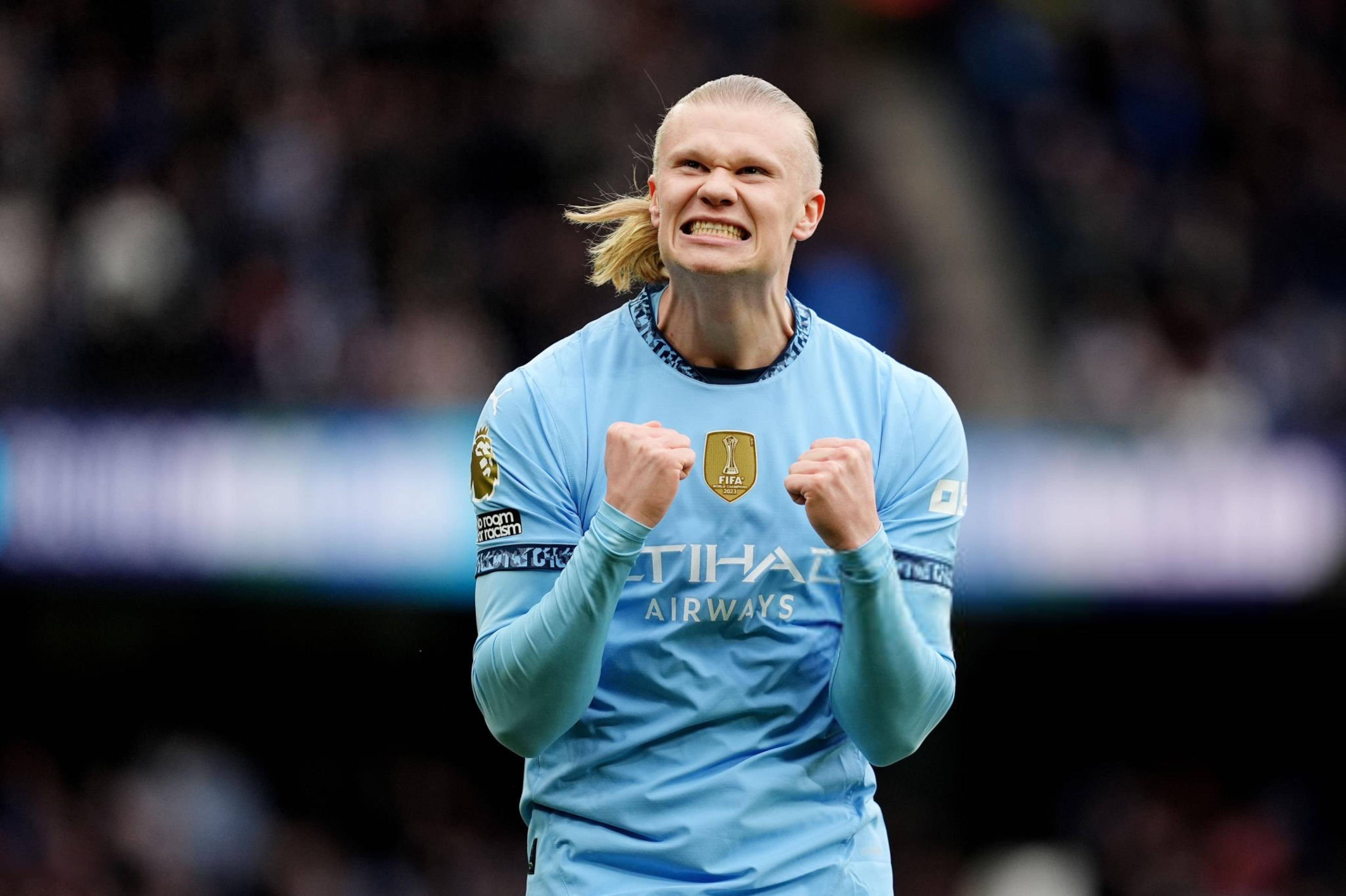 前法国国脚：支持本泽马重返国家队，希望看到他踢九号位（前法国国脚力挺本泽马回归国家队，盼其出任9号中锋）