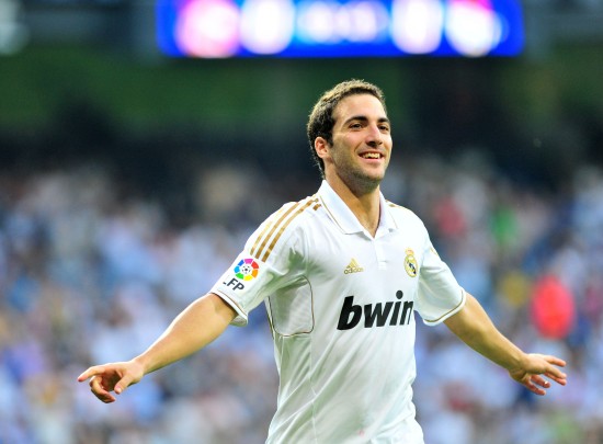 熊猫杯历届排名：日韩均2次捧杯，国青18年曾爆冷夺冠（熊猫杯历届战绩：日韩各两冠，国青2018年冷门登顶）