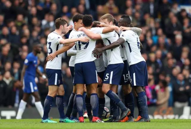 火力全开！雷霆替补命中15记三分狂轰63分